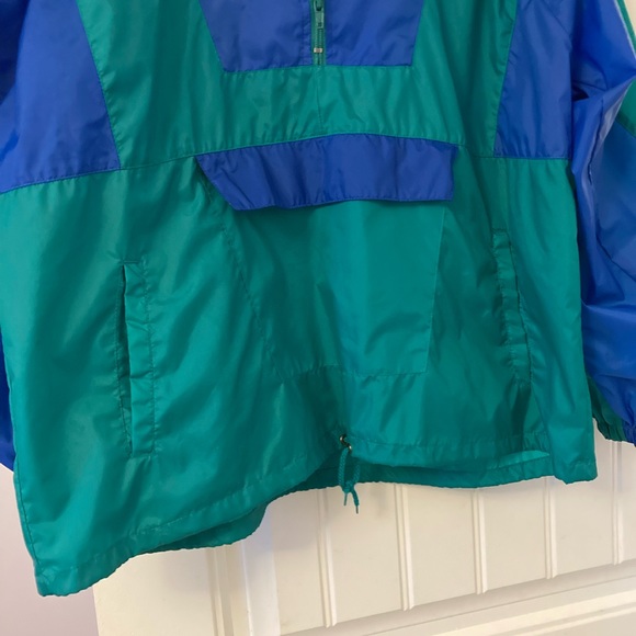 Vintage windbreaker size large - Picture 6 of 6